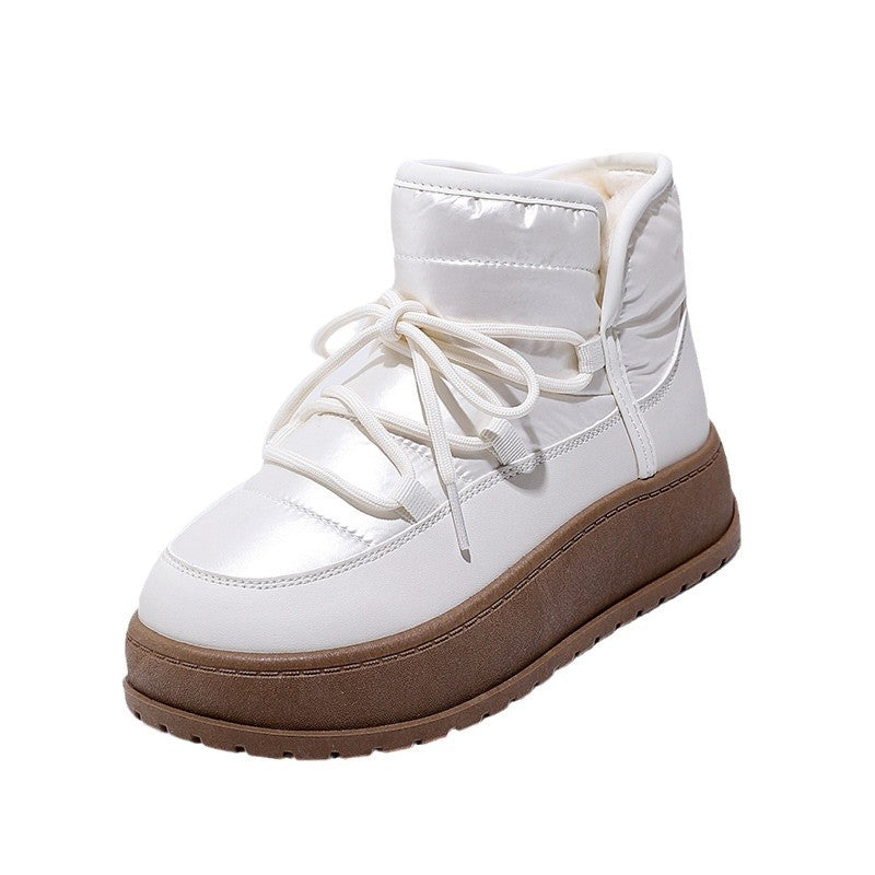 High-top snow boots for women in winter