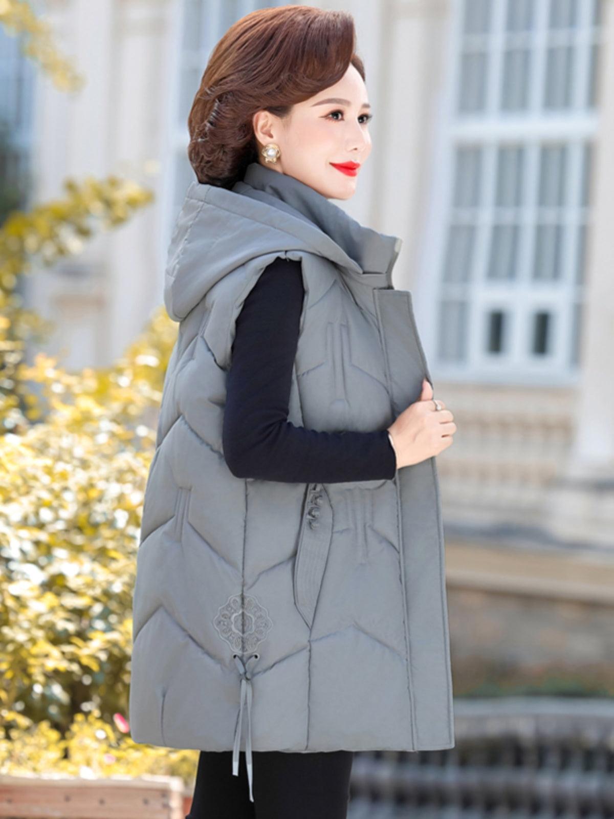 Ethnic Embroidered Down Cotton Vest for Women